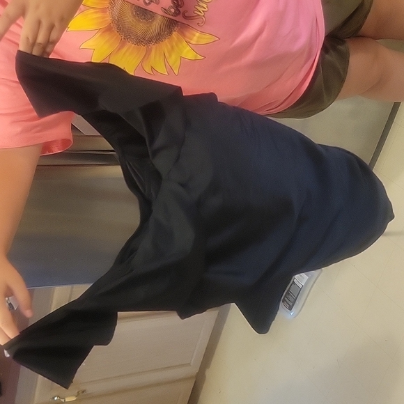 Nwt lady's 1 piece bathingsuit - Picture 2 of 4